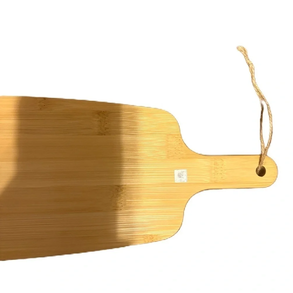 Tennessee Titans Bamboo Cutting Board Charcuterie Serving Paddle NEW